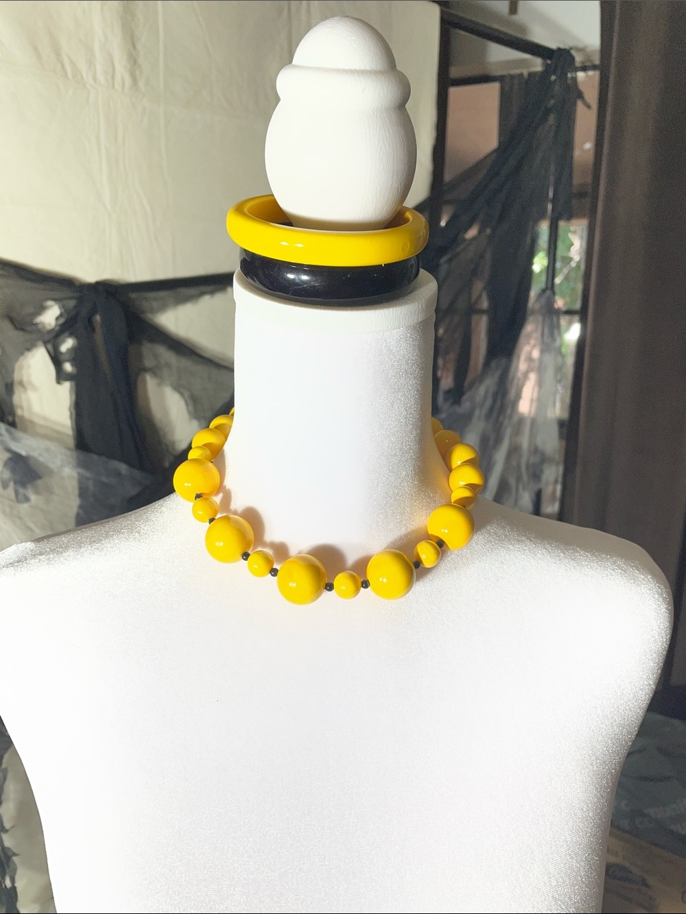 Sunny Yellow Beaded Choker Necklace - Women Jewelry includes 2 bracelets vintage